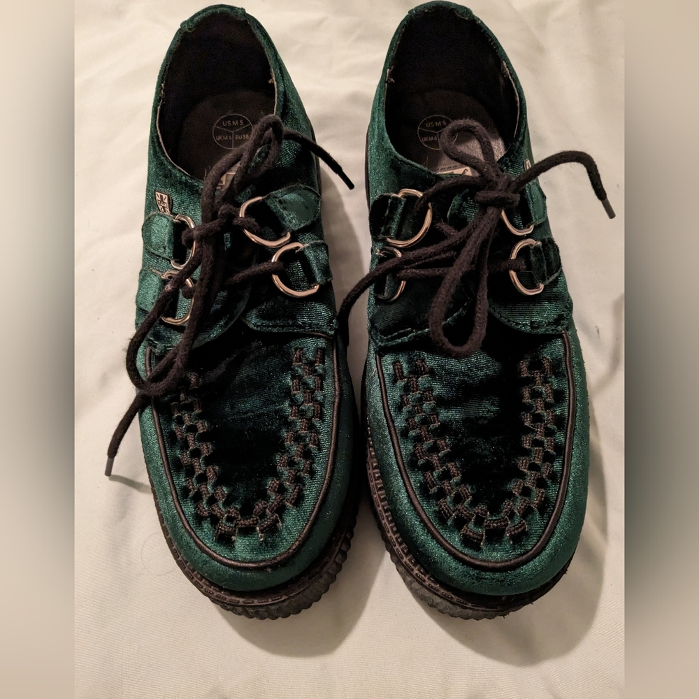 Emerald TUK creepers